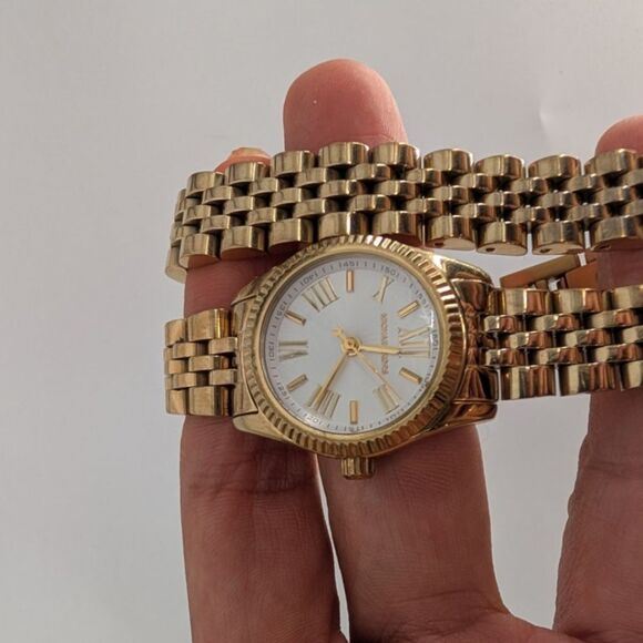 MichaelāKors Watch - Picture 7 of 8